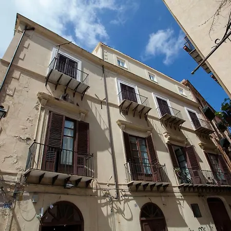 Apartment Il Sonno Dei Giusti By Domusicily Palermo