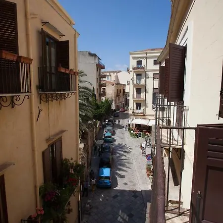 Il Sonno Dei Giusti By Domusicily Apartment Palermo